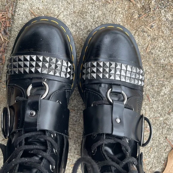 RARE Dr. Martens Combat Boots Platform Jadon hi Stud 10 eyelet Size 8 Buckle - Picture 3 of 15